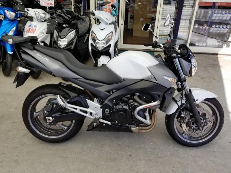 Suzuki GSR 400 - Image 2