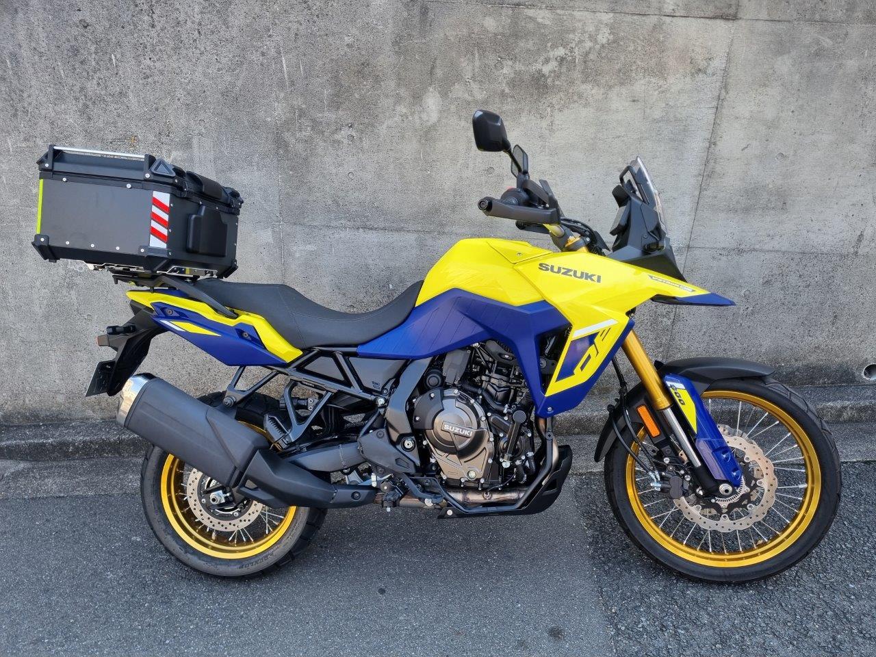 Suzuki V-strom 800DE #1 Dual Explorer ADV