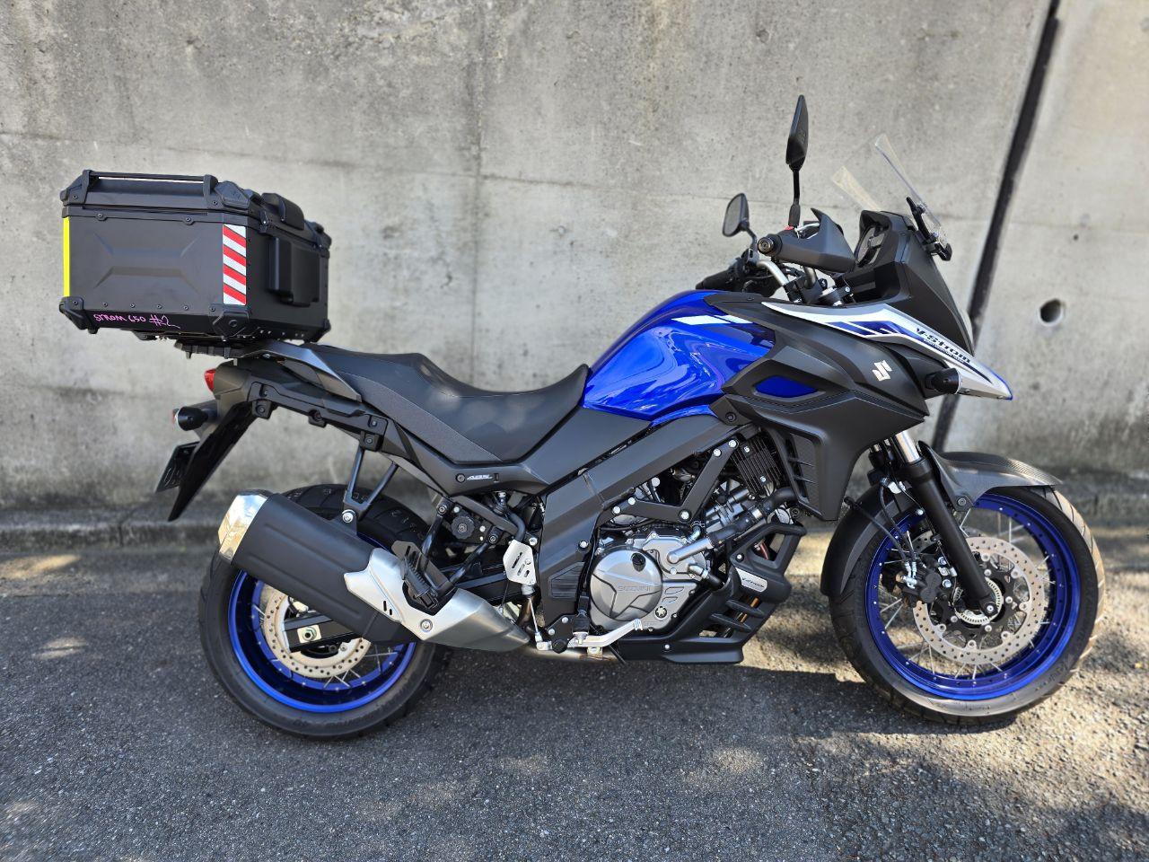 Suzuki Vstrom 650 XTA Adventure Blue #2