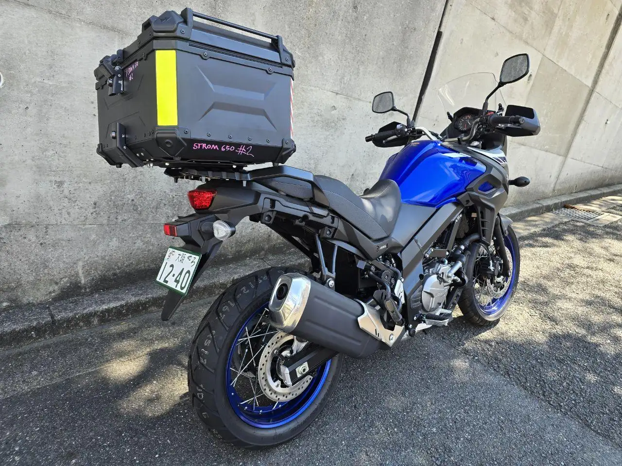 Suzuki Vstrom 650 XTA Adventure Blue #2