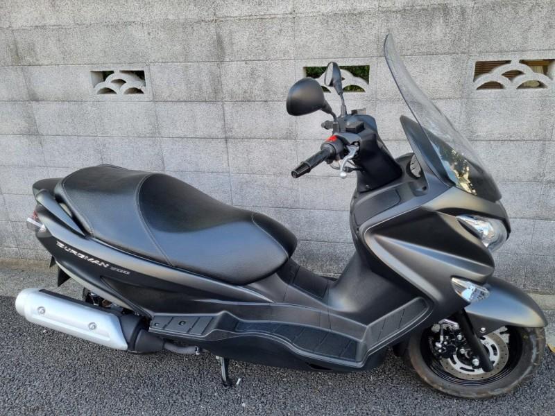 Suzuki Burgman 200