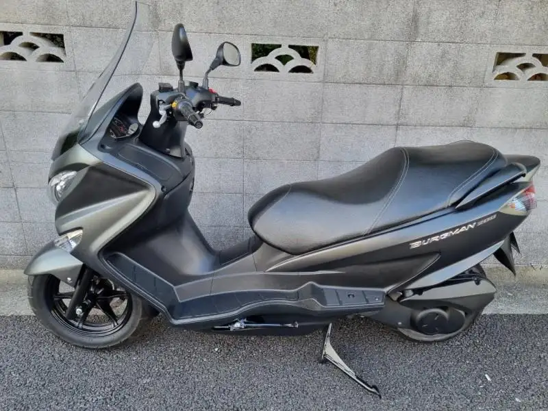 Suzuki Burgman 200